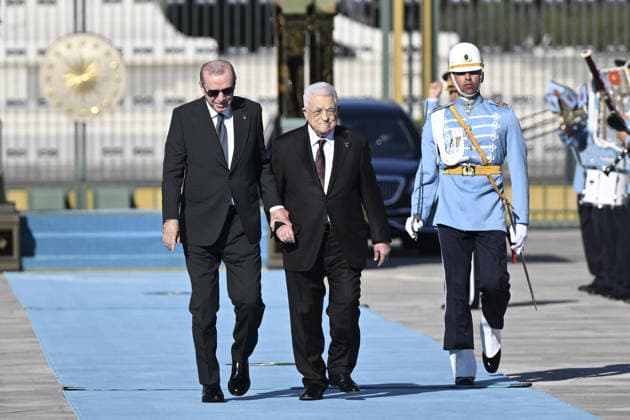 Recep Tayyip Erdogan - Mahmoud Abbas meeting in Ankara ANKARA, TURKIYE - AUGUST 12 : Turkish President Recep Tayyip Erdogan welcomes Palestinian President Mahmoud Abbas with an official ceremony at the Presidential Complex during his official visit to Ankara, Turkiye on August 12, 2026. Dogukan Keskinkilic Anadolu Ankara Turkey. Editorial use only. Please get in touch for any other usage.  Copyright: x2026xAnadoluxDogukanxKeskinkilicx