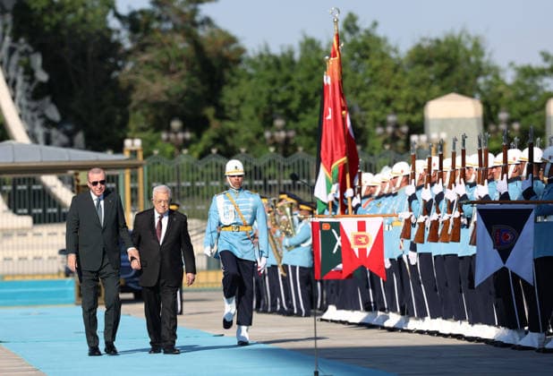 Recep Tayyip Erdogan - Mahmoud Abbas meeting in Ankara ANKARA, TURKIYE - AUGUST 12: (----EDITORIAL USE ONLY - MANDATORY CREDIT - TURKISH PRESIDENCY MURAT KULA HANDOUT - NO MARKETING NO ADVERTISING CAMPAIGNS - DISTRIBUTED AS A SERVICE TO CLIENTS----) Turkish President Recep Tayyip Erdogan welcomes Palestinian President Mahmoud Abbas with an official ceremony at the Presidential Complex during his official visit to Ankara, Turkiye, on August 12, 2026. TUR Presidency Murat Kula Handout Anadolu Ankara Turkey. Editorial use only. Please get in touch for any other usage.  Copyright: x2026xAnadoluxTURxPresidency xMuratxKulax xHandoutx