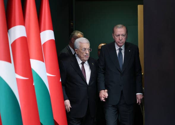 Recep Tayyip Erdogan - Mahmoud Abbas meeting in Ankara ANKARA, TURKIYE - AUGUST 12: (----EDITORIAL USE ONLY - MANDATORY CREDIT - TURKISH PRESIDENCY MURAT CETINMUHURDAR HANDOUT - NO MARKETING NO ADVERTISING CAMPAIGNS - DISTRIBUTED AS A SERVICE TO CLIENTS----) Turkish President Recep Tayyip Erdogan (R) holds a joint press conference with Palestinian President Mahmoud Abbas (L) after their meeting at the Presidential Complex in Ankara, Turkiye on August 12, 2026. TUR Presidency Murat Cetinmuhurdar Anadolu Ankara Turkey. Editorial use only. Please get in touch for any other usage.  Copyright: x2026xAnadoluxTURxPresidency xMuratxCetinmuhurdarx