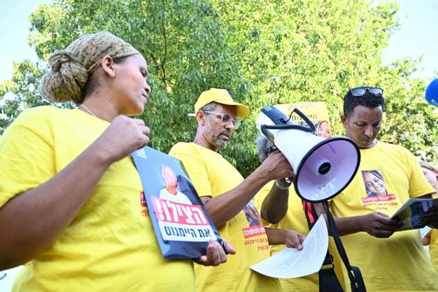 August 12, 2026, Tel Aviv, Israel: TEL AVIV, ISRAEL Ã¢â‚¬ AUGUST 12, 2026: Protesters gather outside the offices of the Israel Security Agency (Shin Bet) to mark 900 days since the abduction of Heymanot Kasau in Tel Aviv, Israel, August 12, 2026. Demonstrators call for answers from the authorities and renewed efforts in the ongoing search for Kasau, whose disappearance remains unresolved. Tel Aviv Israel  - ZUMAq101 20260812_zna_q101_151 Copyright: xPaulinaxPatimerx