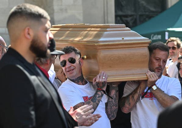 Nicolas Duvauchelle Leaving the funeral of Vincent Belorgey, also known as Kavinsky, at the Church of Saint Pierre de Montmartre on August 12, 2026 Christian Liewig Bestimage Funeral of Vincent Belorgey, also known as Kavinsky, at the Church of Saint Pierre de Montmartre on August 12, 2026, Paris, France  Copyright: xChristianxLiewigx xBestimagexChristianxLiewigx xBestimagex