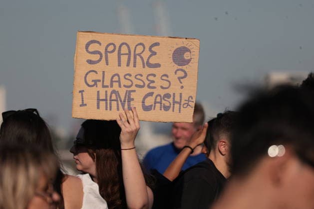 . 12 08 2026. London, United Kingdom. Partial Solar Eclipse. People gather on Primrose Hill in London to observe a Partial Solar Eclipse.  xMartynxWheatleyx xi-Imagesx IIM-26943-0017