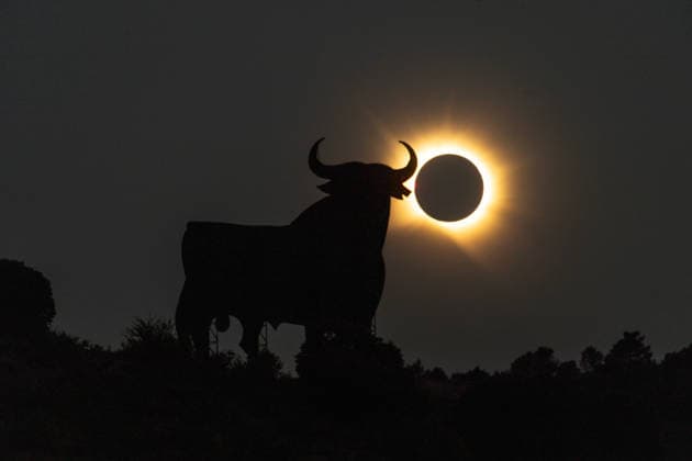 Zaragoza Observes the 2026 Total Solar Eclipse The Osborne Bull in Calatayud during the 2026 total solar eclipse, on August 12, 2026, in Zaragoza, Aragon, Spain. This is the first total solar eclipse visible from the Iberian Peninsula in over a century. The path of totality crosses Spain from west to east and passes through numerous provincial capitals, from which observers will be able to catch a glimpse of the first event in the so-called trio of eclipses, since on August 2, 2027, another total eclipse will cross Spain, and on January 26, 2028, an annular eclipse will occur. Jesús Hellí, Spain  Copyright: xJesusxHellinx 7711694