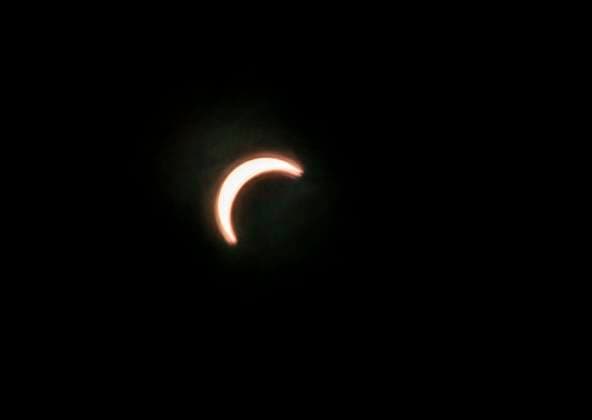 solar eclipse over oxfordshire, uk solar eclipse over oxfordshire, uk. 12 Mar 2026 Pictured: solar eclipse over oxfordshire uk.  Copyright: xThexMegaxAgencyxMEGAx