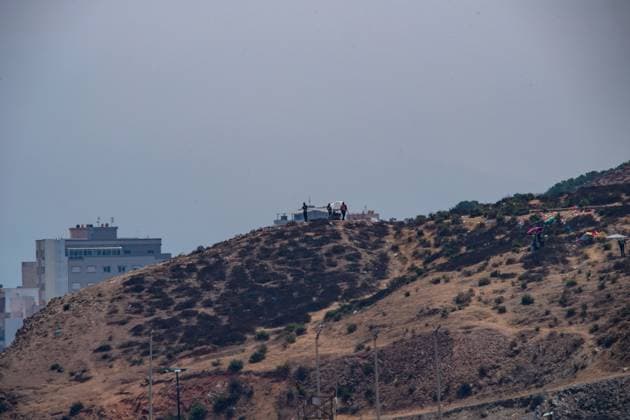 Morocco reinforces border security as migrants continue to leave Ceuta CEUTA, SPAIN AUGUST 12, 2026: Moroccan security forces reinforce measures on the Moroccan side of the Tarajal border area amid efforts to prevent further migrant crossings into the Spanish enclave of Ceuta on August 12, 2026. According to figures provided by Spain s Guardia Civil, migrants who entered Ceuta during the July 30 surge continue to leave voluntarily through a designated crossing point, with approximately 500 people departing the enclave over the previous 48 hours. Ceuta Spain Copyright: x xAntonioxSemperex xJNAxPressx