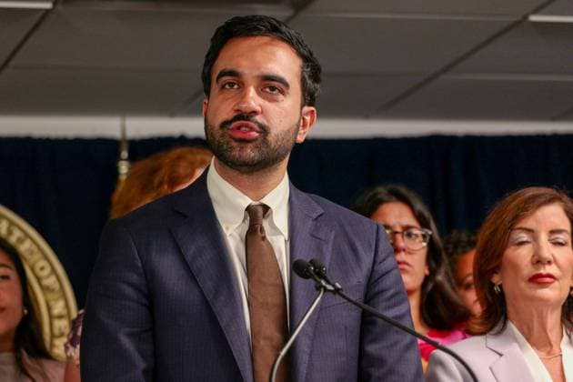 New York, NY- August 12: Governor Kathy Hochul, Mayor Zohran Kwame Mamdani and Attorney General Letitia James make an announcement standing up to federal ICE overreach on August 12 2026 Credit: AdMedia USA - ZUMAa123 20260812_zaa_a123_124 Copyright: xCamaraxPorterx