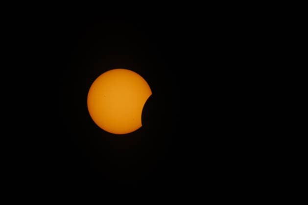 Sonnenfinsternis vom 12.08.2026 über Warstein im Sauerland Detailaufnahme der Sonne, aufgenommen bei Warstein. Das Bild wurden mithilfe von KI entrauscht. *** Solar eclipse on August 12, 2026, over Warstein in the Sauerland region; close-up of the Sun, taken near Warstein. The image was denoised using AI. Copyright: xx xChantalxAndersx