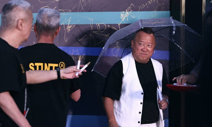 HARBIN, CHINA - AUGUST 12: Actor Eric Tsang attends the red carpet ceremony for the closing of the 7th Jackie Chan International Action Film Week at Harbin Ice and Snow World on August 12, 2026 in Harbin, Heilongjiang Province of China. The event featured appearances by Jackie Chan and over 100 film industry figures.  Copyright: xVCGx 111659586592