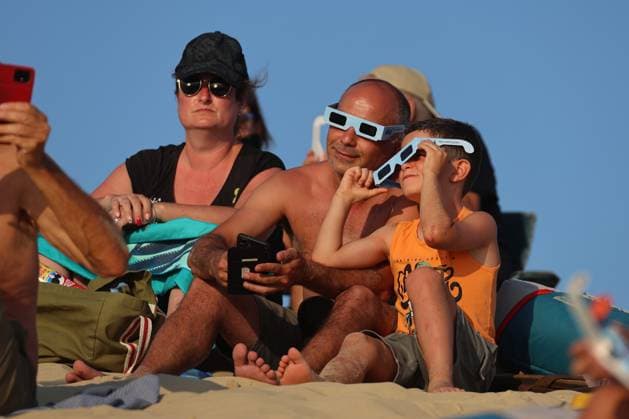 Solar eclipse on August 12 at the Dune of Pilat PHOTOPQR SUD OUEST Photo by Fabien Cottereau La Teste de Buch August 12, 2026 Solar eclipse on August 12 at the Dune of Pilat La Teste de Buch August 12, 2026 Solar eclipse of August 12 at the Dune of Pilat La Teste de Buch 20 GIRONDE France  Copyright: xPHOTOPQR SUDxOUEST MAXPPPxPhotoxFabienxCottereaux 20260813SDO4161 20260813SDO4161