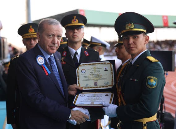 Turkish President Recep Tayyip Erdogan ANKARA, TURKIYE - AUGUST 13: (----EDITORIAL USE ONLY - MANDATORY CREDIT - TURKISH PRESIDENCY MURAT KULA HANDOUT - NO MARKETING NO ADVERTISING CAMPAIGNS - DISTRIBUTED AS A SERVICE TO CLIENTS----) Turkish President Recep Tayyip Erdogan presents diplomas to the award recipients during Gendarmerie and Coast Guard Academy Graduation Ceremony at Gendarmerie and Coast Guard Academy in Beytepe district of Ankara, Turkiye on August 13, 2026. Turkish Presidency Murat Kula Anadolu Ankara Turkey. Editorial use only. Please get in touch for any other usage.  Copyright: x2026xAnadoluxTurkishxPresidencyx xMuratxKulax