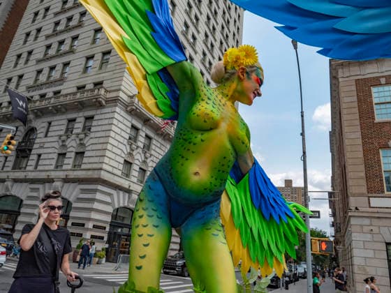 August 13, 2026, New York, New York, USA: NYC PETA demonstration in Union Square with painted live parakeet models on stilts bringing attention to a PETA investigation exposing a mass breeding factory in Petco s supply chain. They are claiming birds are crammed tightly into waste filled cages without veterinary care for sick or injured animals and left to die. The animal rights group charges an Oklahoma breeder Creekside birds with animal cruelty and ask please dont buy birds or any other live animals from Petco or any other pet store. Adopt instead. New York USA  - ZUMAh156 20260813_znp_h156_003 Copyright: xMiloxHessx