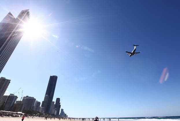 PACIFIC AIRSHOW, A C17 flies over the beach during The Pacific Airshow Gold Coast in Surfers Paradise, Queensland, Friday, August 14, 2026. ( NO ARCHIVING Surfers Paradise Queensland AUSTRALIA  Copyright: xx 20260814129046640672