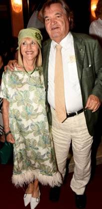 Patricia Riekel Helmut Markwort Focus Gruender Muenchen 13.08.2029 Bayerischer Hof Komoedie Premiere Ein total verrückter Sommernachtstraum Foto Muenchen *** Patricia Riekel, Helmut Markwort, Focus Founder, Munich, August 13, 2029, Bayerischer Hof, Comedy Premiere, A Totally Crazy Midsummer Night s Dream, Photo: Munich