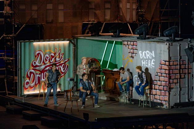 13.08.2026, Saarland, Ensdorf. Die West Side Story feiert am Donnerstagabend am Saarpolygon im Rahmen der diesjährigen Opernfestspiele mit zahlreichen Ehrengästen aus Politik, Kultur und Wirtschaft Premiere. *** August 13, 2026, Saarland, Ensdorf: *West Side Story* will premiere on Thursday evening at the Saarpolygon as part of this year’s opera festival, with numerous distinguished guests from the worlds of politics, culture, and business in attendance. bub