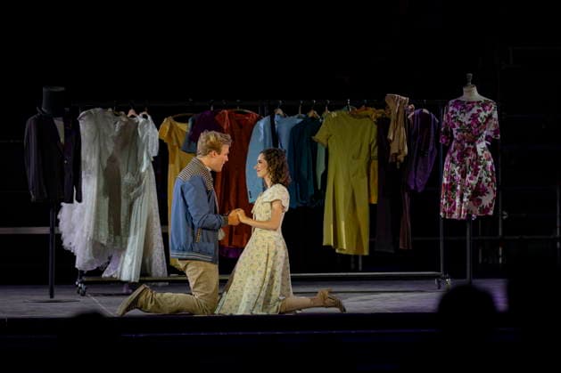 13.08.2026, Saarland, Ensdorf. Die West Side Story feiert am Donnerstagabend am Saarpolygon im Rahmen der diesjährigen Opernfestspiele mit zahlreichen Ehrengästen aus Politik, Kultur und Wirtschaft Premiere. *** August 13, 2026, Saarland, Ensdorf: *West Side Story* will premiere on Thursday evening at the Saarpolygon as part of this year’s opera festival, with numerous distinguished guests from the worlds of politics, culture, and business in attendance. bub