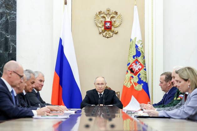 RUSSIA, MOSCOW - AUGUST 14, 2026: Russia s President Vladimir Putin (C) is seen during a meeting of standing members of Russia s Security Council in the Kremlin Moscow Russia  - ZUMAt113 20260814_zaa_t113_075 Copyright: xAlexanderxKazakovx