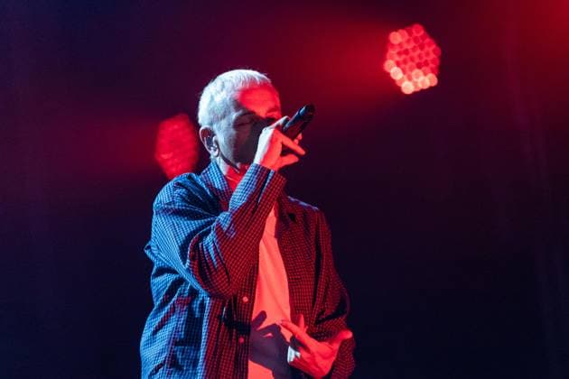Underworld — Vodafone Paredes de Coura 2026 in Portugal - 14 Aug Karl Hyde, vocalist and performer of the British electronic duo Underworld, appears on stage during Vodafone Paredes de Coura at the main stage. Paredes de Coura Portugal Copyright: xDiogoxBaptistax xSOPAxImagesx DB_Underworld20260813PDC_010