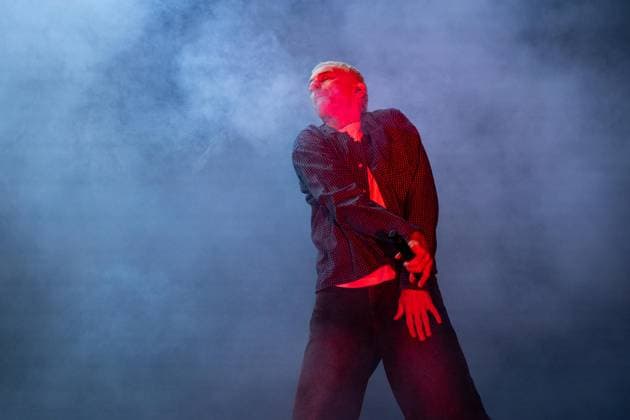 Underworld — Vodafone Paredes de Coura 2026 in Portugal - 14 Aug Karl Hyde, vocalist and performer of the British electronic duo Underworld, appears on stage during Vodafone Paredes de Coura at the main stage. Paredes de Coura Portugal Copyright: xDiogoxBaptistax xSOPAxImagesx DB_Underworld20260813PDC_012