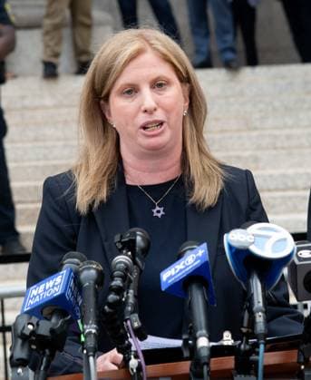 Luigi Mangione Pleads Guilty Today in Manhattan Courthouse Luigi Mangione Pleads Guilty Today in Manhattan Courthouse, Downtown Manhattan, NY. 14 Aug 2026 Pictured: Jessica Tisch. Photo credit: Mayer MEGA TheMegaAgency.com sales@mega.global  Copyright: xThexMegaxAgencyxMayerx xMEGAx
