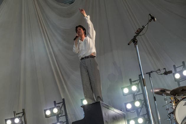 Die Indie Pop Band giant rooks (Gesang, Gitarre, Percussion Frederik Rabe Gitarre Finn Schwieters Schlagzeug Finn Thomas Synthesizer, Piano Jonathan Wischniowski E-Bass Luca Göttner) auf dem Highfield 2026. Highfield 2026 tag 1 - Giant Rooks *** The indie pop band Giant Rooks: Vocals, guitar, percussion: Frederik Rabe; guitar: Finn Schwieters; drums: Finn Thomas; synthesizer, piano: Jonathan Wischniowski; electric bass: Luca Göttner at Highfield 2026. Highfield 2026, Day 1: Giant Rooks