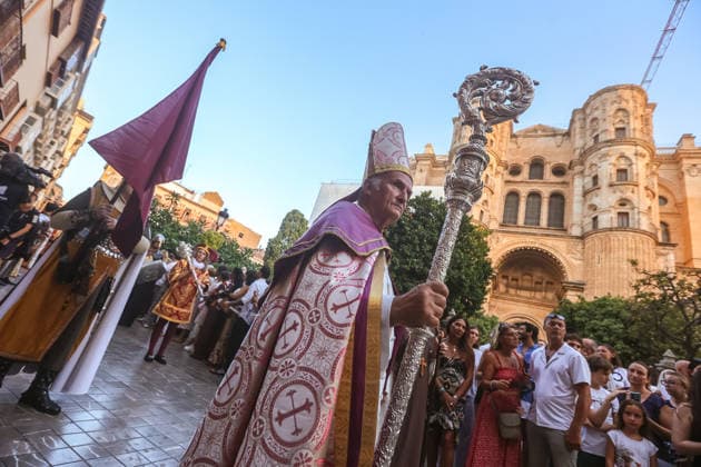 August 14, 2026: August 14, 2026 (Malaga) The Historical Cabalgata of the Feria de MoÂ¡laga 2026 is an event that celebrates the incorporation of the city into the Kingdom of Castile in 1487. This event, organized by the ZegroÂ­ Cultural Association, has more than 200 participants representing the Christian and Muslim troops. runs through the streets of the historic center, culminating in Customs Square. During the event, there is a symbolic handing over of keys from Malaga to King Ferdinand, staging the end of the siege and the beginning of a new historical stage - ZUMAc161 20260814_zap_c161_038 Copyright: xLorenzoxCarnerox