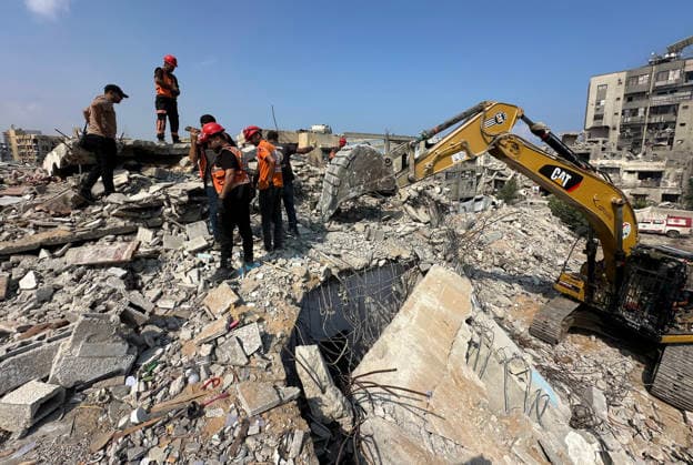 Palestinian Civil Defense Teams Recover Remains From Gaza Rubble Palestinian Civil Defense teams recover the remains of members of the Gharbiya and al-Shawa families during search operations beneath the rubble of a home destroyed in an Israeli airstrike during the war in the al-Rimal neighborhood of Gaza City, on August 15, 2026. Search and recovery operations continued for a third consecutive day with limited resources in an effort to retrieve additional bodies trapped beneath the rubble. Photo by Mekael Bhar apaimages Gaza city Gaza Strip Palestinian Territory 150826_Gaza_MB_00(11) Copyright: xapaimagesxMekaelxBharx xapaimagesx