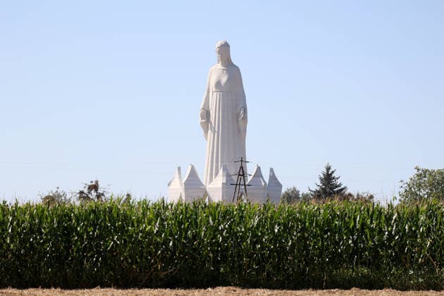 Highest Virgin Mary statue in Europe unveiled Photo: Adam Burakowski East News Ceremony of the unveiling and consecration of the Monument to Our Lady of Mercy on August 15, 2026 in the village of Konotopie near Torun in north-central Poland. The monument, whose height reaches 55,6 metres, was privately financed by the Polish entrepreneur and stock market investor Roman Karkosik. This is the highest Virgin Mary statue in Europe and second highest in the world. EN_01682639_0024 