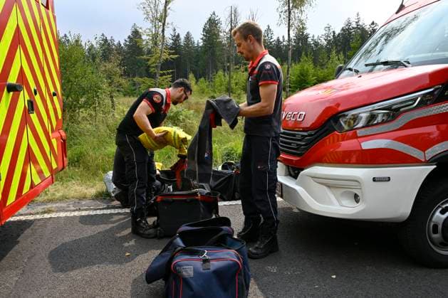 Fire in the Belgian High Fens JALHAY, BELGIUM - AUGUST 15 : An important fire has broken out in the Belgian High Fens on August 15, 2026 in Jalhay, Belgium, 15 08 2026 Jalhay Belgium  Copyright: xDhax
