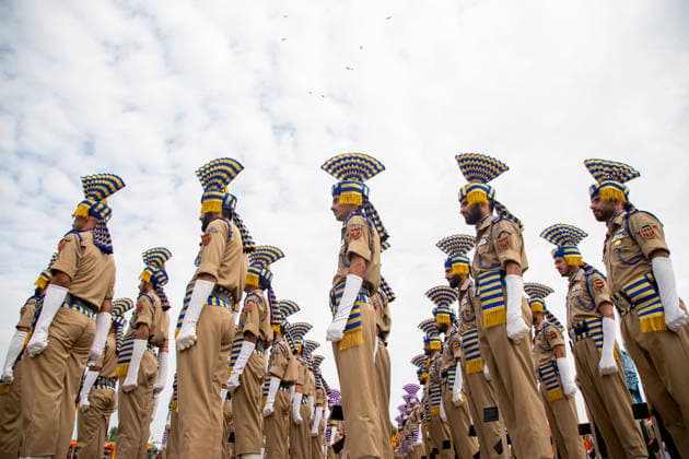 India Celebrates 80th Independence Day In Kashmir, India - 15 Aug 2026 Members of the Indian armed forces stand in formation during a ceremony marking India’s 80th Independence Day at Bakshi Stadium in Srinagar, the summer capital of Jammu and Kashmir. The ceremony included the unfurling of the national flag, a ceremonial parade and cultural performances. Srinagar India Copyright: xFaisalxBashirx xSOPAxImagesx 15IDAYKASHMIR2026