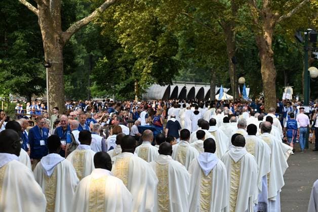 AUGUST 15, LOURDES, BASTIEN ARBERET, MAXPPP, 153rd National Assumption Pilgrimage, Mass on the Meadow for August 15, 2026, at the Sanctuary of Our Lady of Lourdes, Hautes-Pyrénées 153rd National Assumption Pilgrimage: Mass on the Meadow for August 15, 2026, at the Sanctuary of Our Lady of Lourdes, Hautes-Pyrénées LOURDES HAUTES-PYRÉNÉES FRANCE  Copyright: xBASTIENxARBERET MAXPPP MAXPPPxBASTIENxARBERETx ARB_4458 ARBx4458