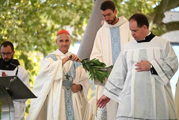 AUGUST 15, LOURDES, BASTIEN ARBERET, MAXPPP, 153rd National Assumption Pilgrimage, Mass on the Meadow for August 15, 2026, at the Shrine of Our Lady of Lourdes, Hautes-Pyrénées, presided over by Cardinal Jean Paul VESCO, Archbishop of Algiers. 153rd National Assumption Pilgrimage: Mass on the Meadow for August 15, 2026, at the Sanctuary of Our Lady of Lourdes, Hautes-Pyrénées, LOURDES, HAUTES-PYRÉNÉES, FRANCE  Copyright: xBASTIENxARBERET MAXPPP MAXPPPxBASTIENxARBERETx ARB_4488 ARBx4488