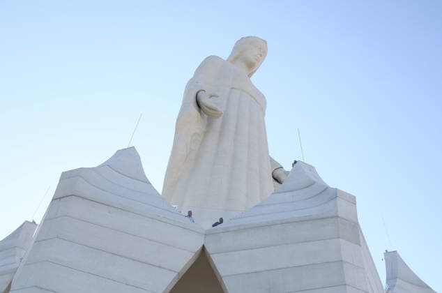 Highest Virgin Mary statue in Europe unveiled Photo: Adam Burakowski East News Ceremony of the unveiling and consecration of the Monument to Our Lady of Mercy on August 15, 2026 in the village of Konotopie near Torun in north-central Poland. The monument, whose height reaches 55,6 metres, was privately financed by the Polish entrepreneur and stock market investor Roman Karkosik. This is the highest Virgin Mary statue in Europe and second highest in the world. EN_01682639_0120 