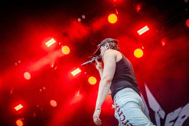 Der deutsche Pop Hip Hopper Ritter Lean mit Band am zweiten Tag des Highfield 2026. (Adrian Julius Tillmann) Highfield - Tag 2 - Ritter Lean *** German pop-hip-hop artist Ritter Lean with his band on the second day of Highfield 2026 Adrian Julius Tillmann Highfield Day 2 Ritter Lean