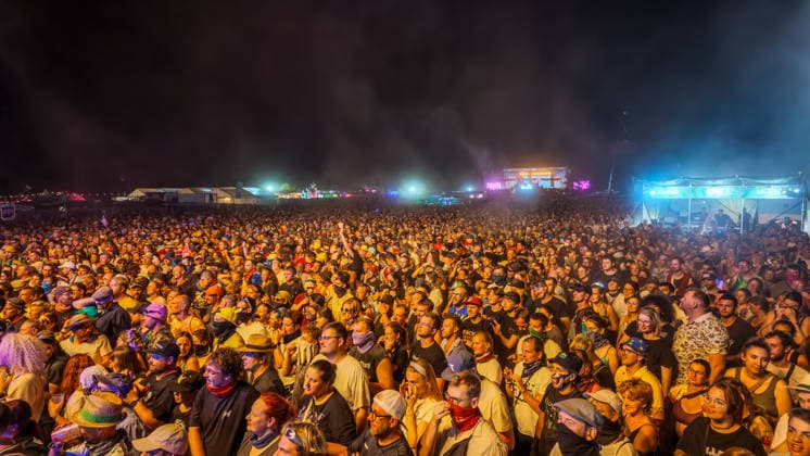 Die deutsche Pop-Rock-Band Das Lumpenpack (Gesang Jonas Frömming Gesang, Gitarre Maximilian Kennel Schlagzeug Alexandra Eckert (ab 2020) Gitarre, Keyboard Jason Bartsch (ab 2020) Bass Lola Schrode ) auf dem Highfield 2026 südlich von Leipzig. Highfield - Tag 2 - Das Lumpenpack *** The German pop-rock band Das Lumpenpack: Vocals: Jonas Frömming; Vocals, Guitar: Maximilian Kennel; Drums: Alexandra Eckert (since 2020); Guitar, keyboard; Jason Bartsch (joined in 2020), bass; Lola Schrode at Highfield 2026, south of Leipzig; Highfield Day 2: Das Lumpenpack