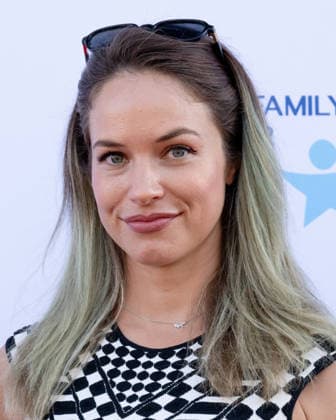 August 15, 2026, Studio City, California, USA: American actress, singer and model ALEXIS KNAPP, 37, attends 14th Annual Ed Asner & Friends Poker Tournament. Studio City USA  - ZUMAb173 20260815_aap_b173_026 Copyright: xBillyxBennightx