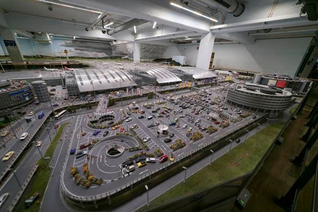 CNTV WUNDERLAND- Blick in die Miniaturwelt des Wunderlands 25 Jahre Miniatur Wunderland 16.AUGUST 2026 Hamburg Hafencity Hamburg Deutschland *** CNTV WUNDERLAND A Glimpse into the Miniature World of Wunderland 25 Years of Miniatur Wunderland August 16, 2026 Hamburg, HafenCity, Hamburg, Germany