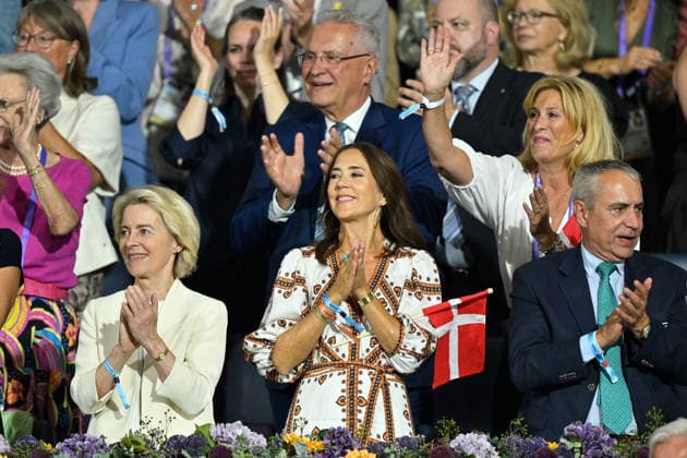 Aachen, Hauptstadion, 15.08.26, GER, FEI World Championships Aachen 2026, Lindt-Preis, Grand Prix Freestyle Dressur Bild: v.li. Ursula VON DER LEYEN (Präsidentin der Europaeischen Kommission, Königin Mary von Daenemark (Ehefrau von König Frederik X) und Dressur-Teamchefin Helle Jeanette KRASNIK TROLLE (Daenemark) Nordrhein-Westfalen Deutschland *** Aachen, Main Stadium, August 15, 2026, GER, FEI World Championships Aachen 2026, Lindt Prize, Grand Prix Freestyle Dressage. Pictured from left: Ursula von der Leyen, President of the European Commission; Queen Mary of Denmark, wife of King Frederik X; and dressage team captain Helle Jeanette Krasnik Trolle, Denmark; North Rhine-Westphalia, Germany