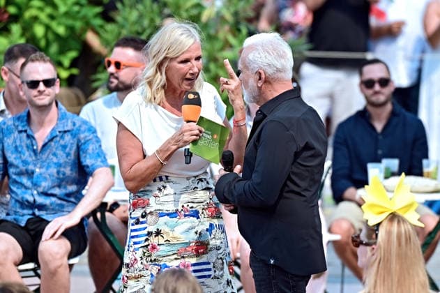 ZDF - Fernsehgarten. Moderatorin Andrea Kiwi Kiewel und Sänger Nino de Angelo während der ZDF - Unterhaltungsshow Fernsehgarten am 16.08.2026 in Mainz. 20260816MWI140276 *** ZDF Fernsehgarten host Andrea Kiwi Kiewel and singer Nino de Angelo during the ZDF entertainment show Fernsehgarten on August 16, 2026, in Mainz 20260816MWI140276