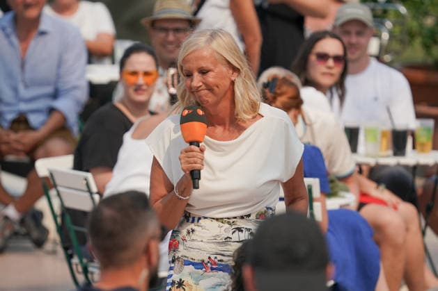 ZDF-Fernsehgarten 2026. Andrea (Kiwi) Kiewel im ZDF Fernsehgarten mit dem Motto Italo-Schlager am 16.08.2026 in Mainz. Mainz ZDF Fernsehgarten Rheinland-Pfalz *** ZDF Fernsehgarten 2026: Andrea Kiwi Kiewel on ZDF Fernsehgarten with the theme Italo Schlager on August 16, 2026, in Mainz, Rhineland-Palatinate, ZDF Fernsehgarten