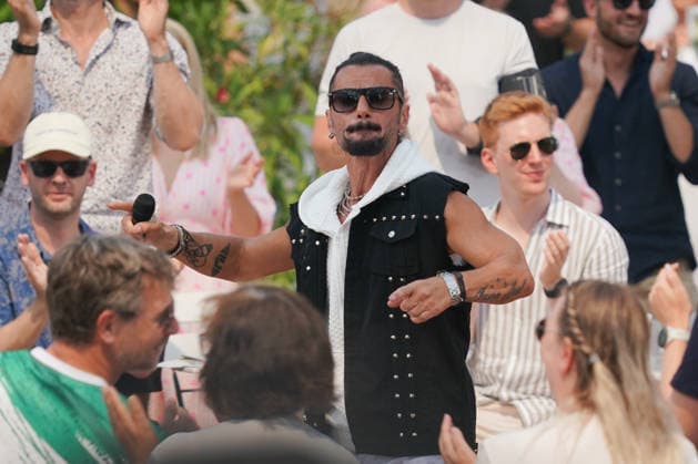 ZDF-Fernsehgarten 2026. Joyello Sabatelli im ZDF Fernsehgarten mit dem Motto Italo-Schlager am 16.08.2026 in Mainz. Mainz ZDF Fernsehgarten Rheinland-Pfalz *** ZDF Fernsehgarten 2026: Joyello Sabatelli at the ZDF Fernsehgarten, themed Italo Schlager, on August 16, 2026, in Mainz, Rhineland-Palatinate, ZDF Fernsehgarten