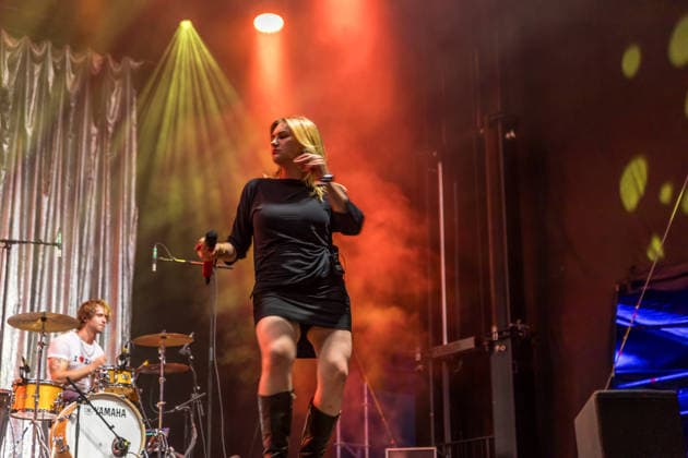 Die deutsche Sängerin Dilla (Amadea Ackermann) am dritten Tag des Highfield Festival 2026 südlich von Leipzig Highfield 2026 - Tag 3 - Dilla *** German singer Dilla Amadea Ackermann on the third day of the 2026 Highfield Festival, south of Leipzig Highfield 2026 Day 3 Dilla