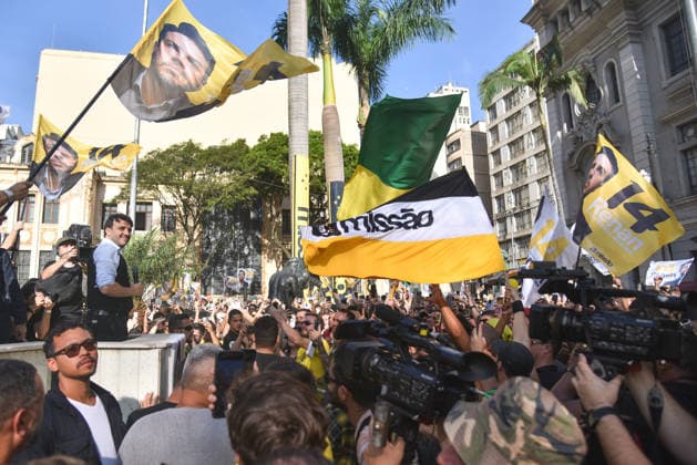 SaO PAULO, SP - 16.08.2026: RENAN SANTOS INICIA A CAMPANHA EM SP - Presidential candidate Renan Santos (Missao), during the launch of his presidential campaign, this Sunday (16), in front of the USP Law School, in Largo Sao Francisco, SP. x2999347x  RobertoxCasimiro