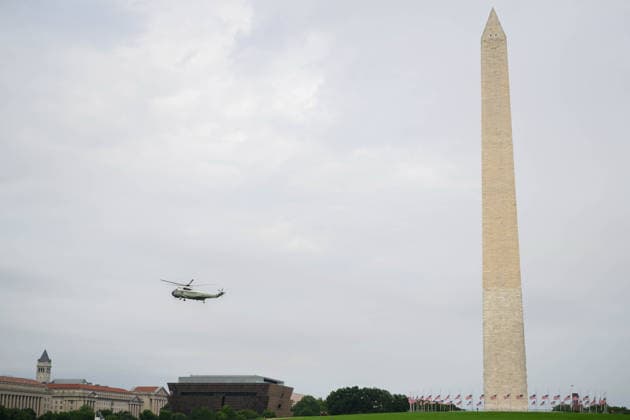 August 16, 2026, Washington, Disrtrict Of Columbia, United States: President DONALD TRUMP arrives at the White House after spending the weekend in New Jersey. Washington United States  - ZUMAk206 20260816_znp_k206_002 Copyright: xMattxKaminskyx