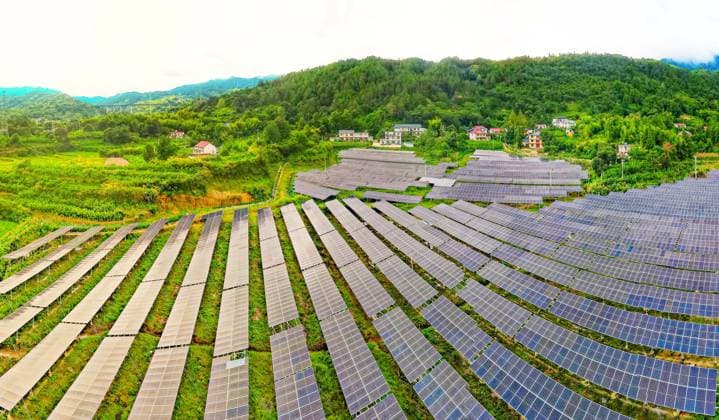 Photovoltaic Panel ANQING, CHINA - AUGUST 15, 2026 - Rows of photovoltaic panels on the mountain in Yuexi County, Anqing City, Anhui Province, China on August 15, 2026. Anqing Anhui China  Copyright: xCFOTOx i1786973723594