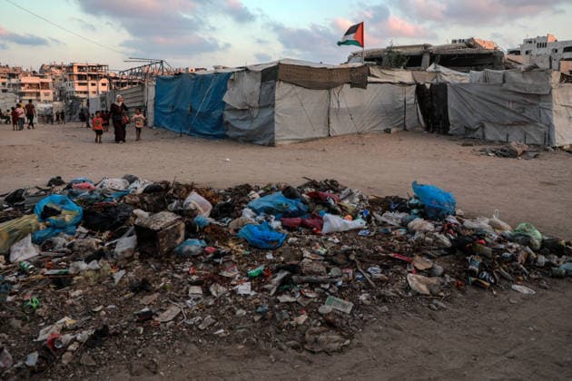 Daily Life Of Palestinians In Destroyed Area - Gaza City Pictures showing the daily life of Palestinians in the war-torn Tel al-Hawa area, Gaza City, Gaza Strip on August 16, 2026. Photo by Rizek Eldremle ABACAPRESS.COM Gaza City Palestine  Copyright: xEldremlexRizek ABACAx