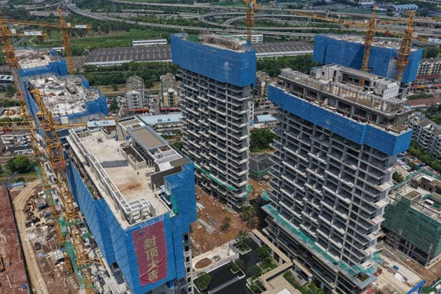 China Real Estate Market NANJING, CHINA - AUGUST 17, 2026 - Buildings under construction in Nanjing, Jiangsu, China on August 17, 2026. Nanjing Jiangsu China  Copyright: xCFOTOx i1786979333962