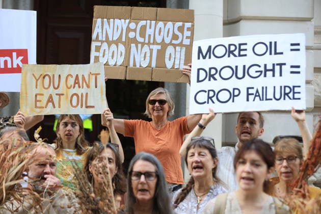 Fossil Free London Crop Failure Protest outside the Treasury, London, UK 17 August 2026 Campaigners stage a protest outside the Treasury on Horse Guards Road, London, UK, on 17 August 2026, calling on Prime Minister Andy Burnham to reject the Rosebank oil field as the public consultation closes. Holding empty harvesting baskets and hessian bags labelled Wheat - Failed , the protesters highlight the connection between fossil fuel extraction and the crop failures resulting from climate-driven heatwaves and droughts., Credit:PETE SPELLER Avalon UK, London  Copyright: xPETExSPELLERx xAvalonx 1124555605