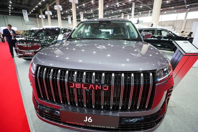 RUSSIA, REPUBLIC OF TATARSTAN - AUGUST 17, 2026: KAN AUTO presents a Jeland J6 compact crossover SUV during the 2026 Russia-China Business Forum titled Sprouts: Russia and China Mutually Beneficial Cooperation and held at the Kazan Expo International Exhibition Centre in Bolshiye Kabany, southeast of Kazan. TASS Host Photo Russia  - ZUMAt113 20260817_zaa_t113_114 Copyright: xYevgenyxMessmanx