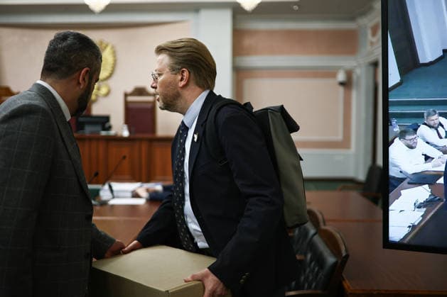 RUSSIA, MOSCOW - AUGUST 17, 2026: Yabloko Party Chairman Nikolai Rybakov (R) and lawyer Gadzhi Aliyev attend a hearing at the Russian Supreme Court on the party’s appeal to reinstate its candidate list for the upcoming 2026 Russian State Duma election. Mikhail Tereshchenko TASS  96296720