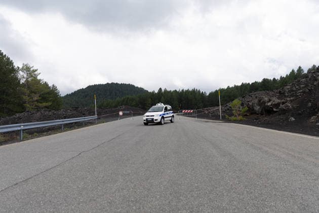 IPA87575587 - Catania, Linguaglossa, August 17, 2026, Mount Etna: the volcano near the Piano Provenzano Refuge; the Mareneve Road has been closed by the prefect  Copyright: xFrancescoxEnriquezx xFrancescoxEnriquezx 87575587